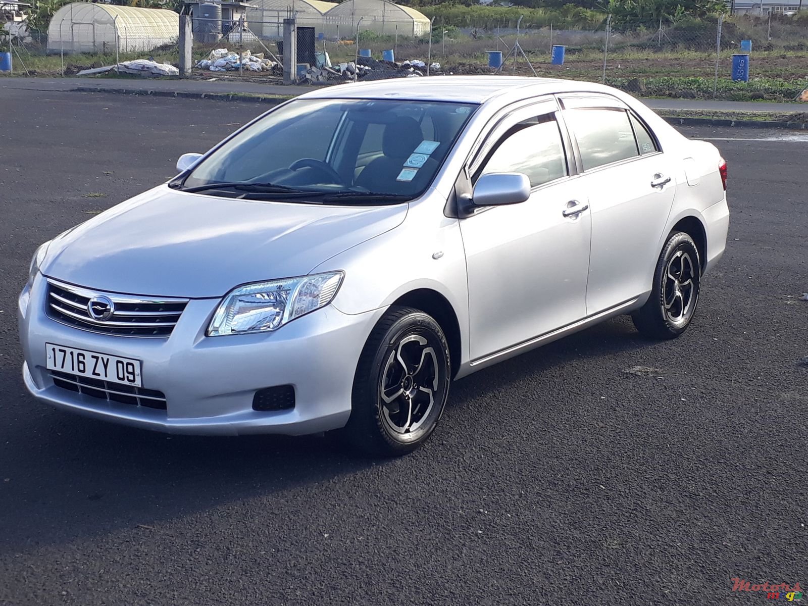 2009' Toyota Axio Private car photo #1