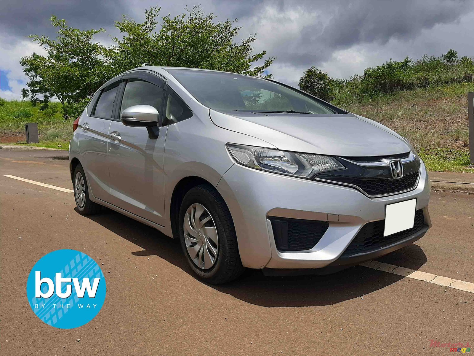 2015' Honda Fit photo #1