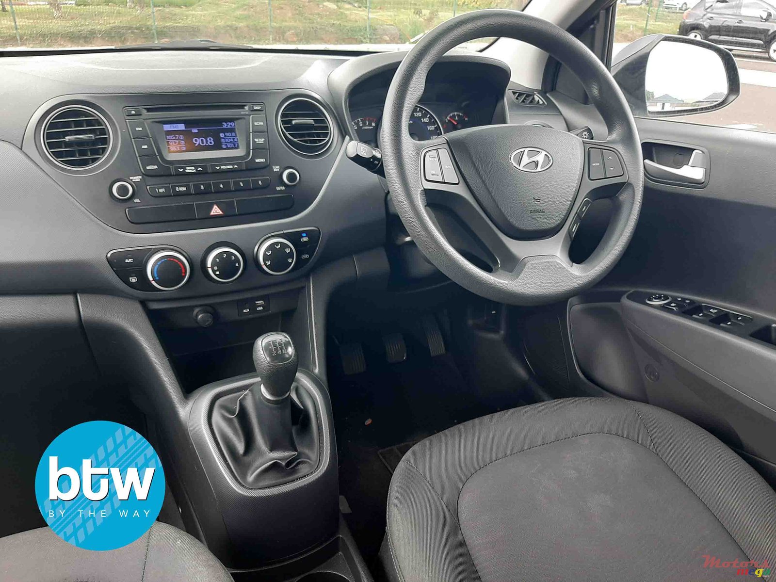 2016' Hyundai i10 photo #6