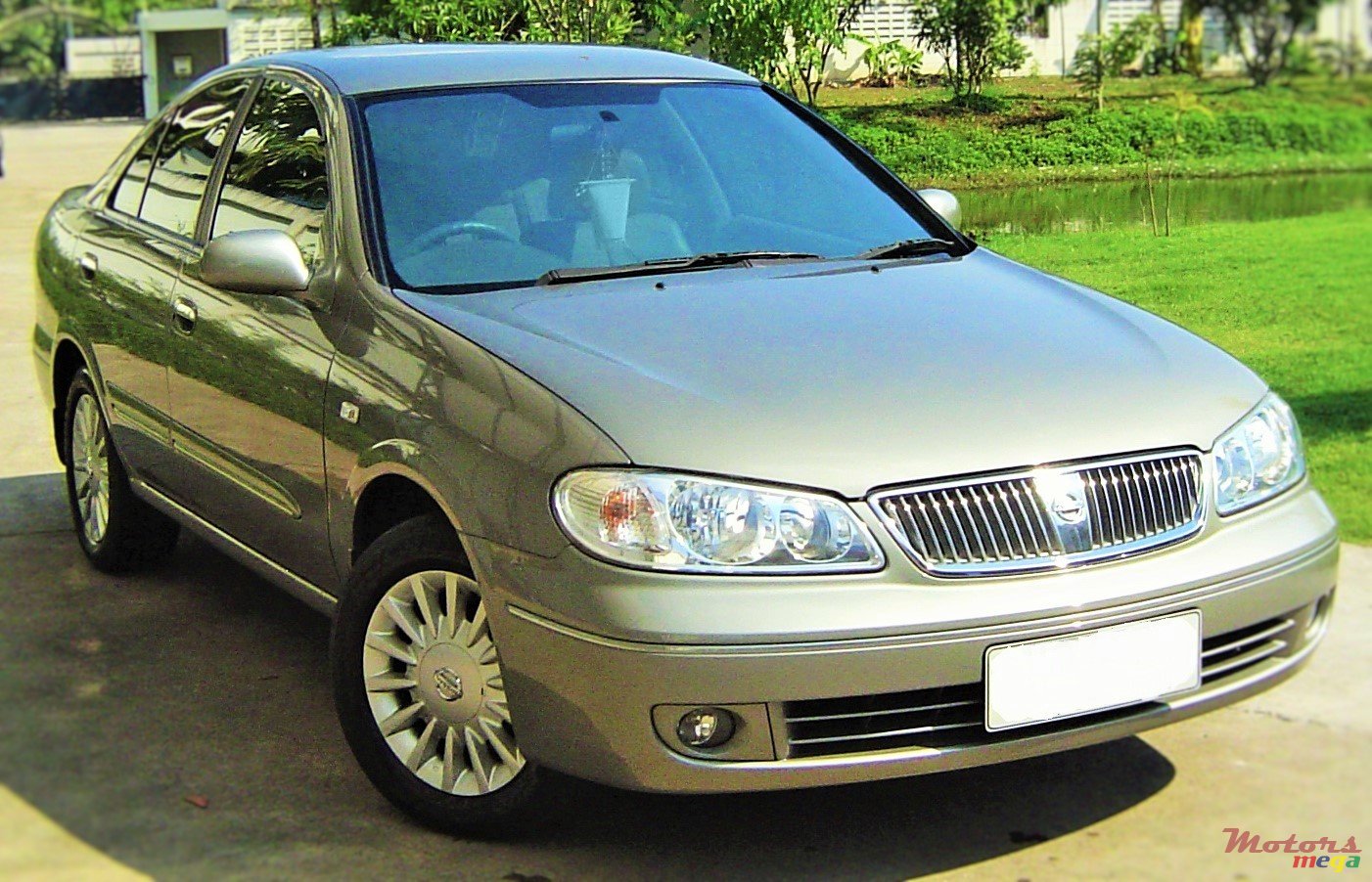 2006' Nissan Sunny N17 1.6 Supersaloon photo #1