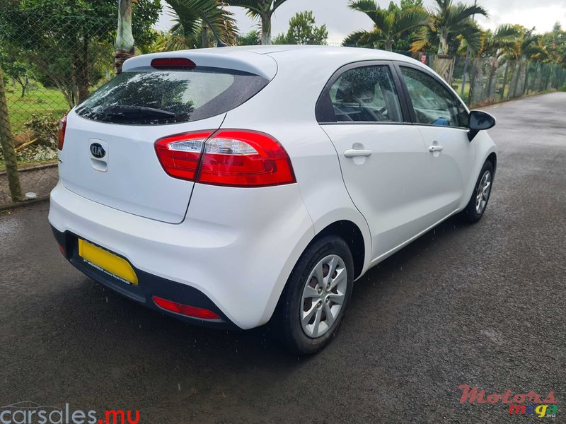 2014' Kia Rio 1.2 Hatchback photo #4