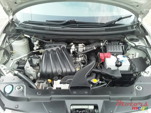 2006' Nissan Bluebird Sylphy photo #7