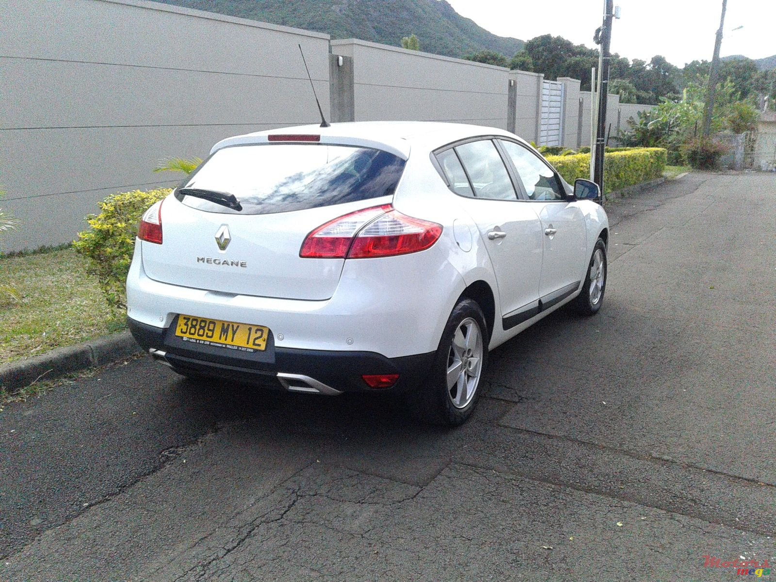 2012' Renault Megane 1,6L 16V photo #3