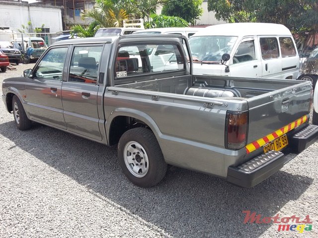 1999' Ford 2x4 photo #3