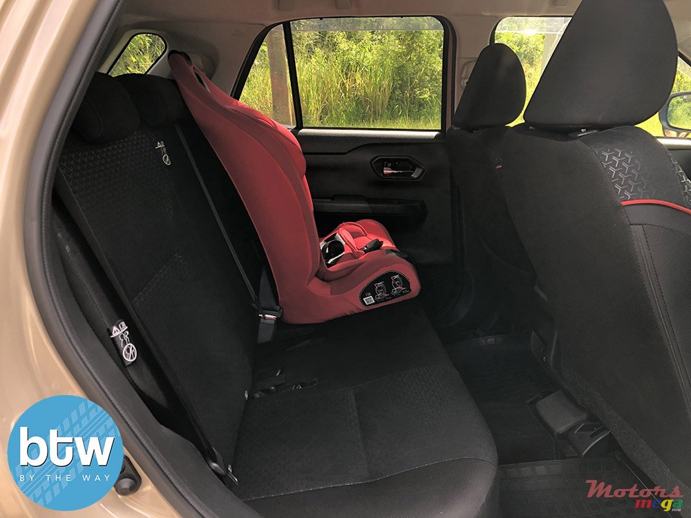 2022' Toyota photo #4