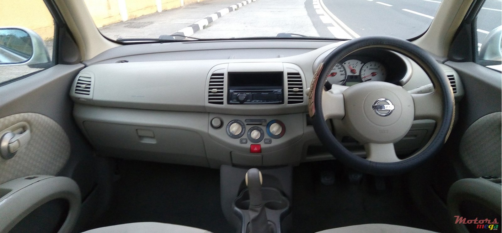 2009' Nissan March photo #6