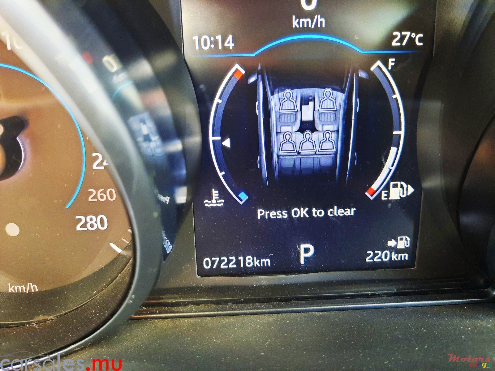 2018' Jaguar F-Pace 2.0d AWD photo #7