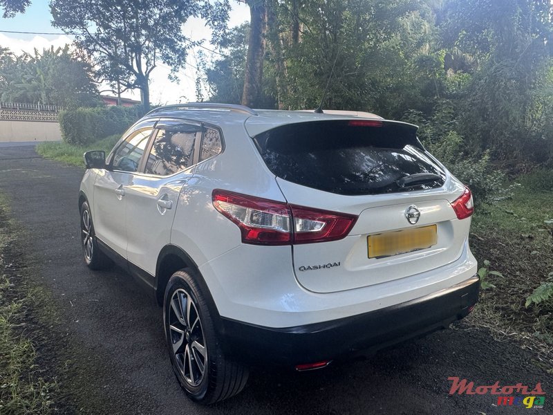 2016' Nissan Qashqai 1.6 diesel photo #3