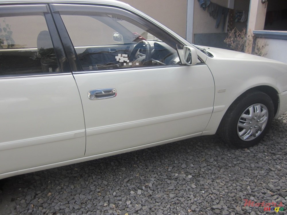 2000' Toyota Corolla AE110 Riviere photo #2