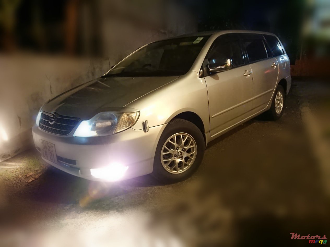 2001' Toyota Fielder photo #5