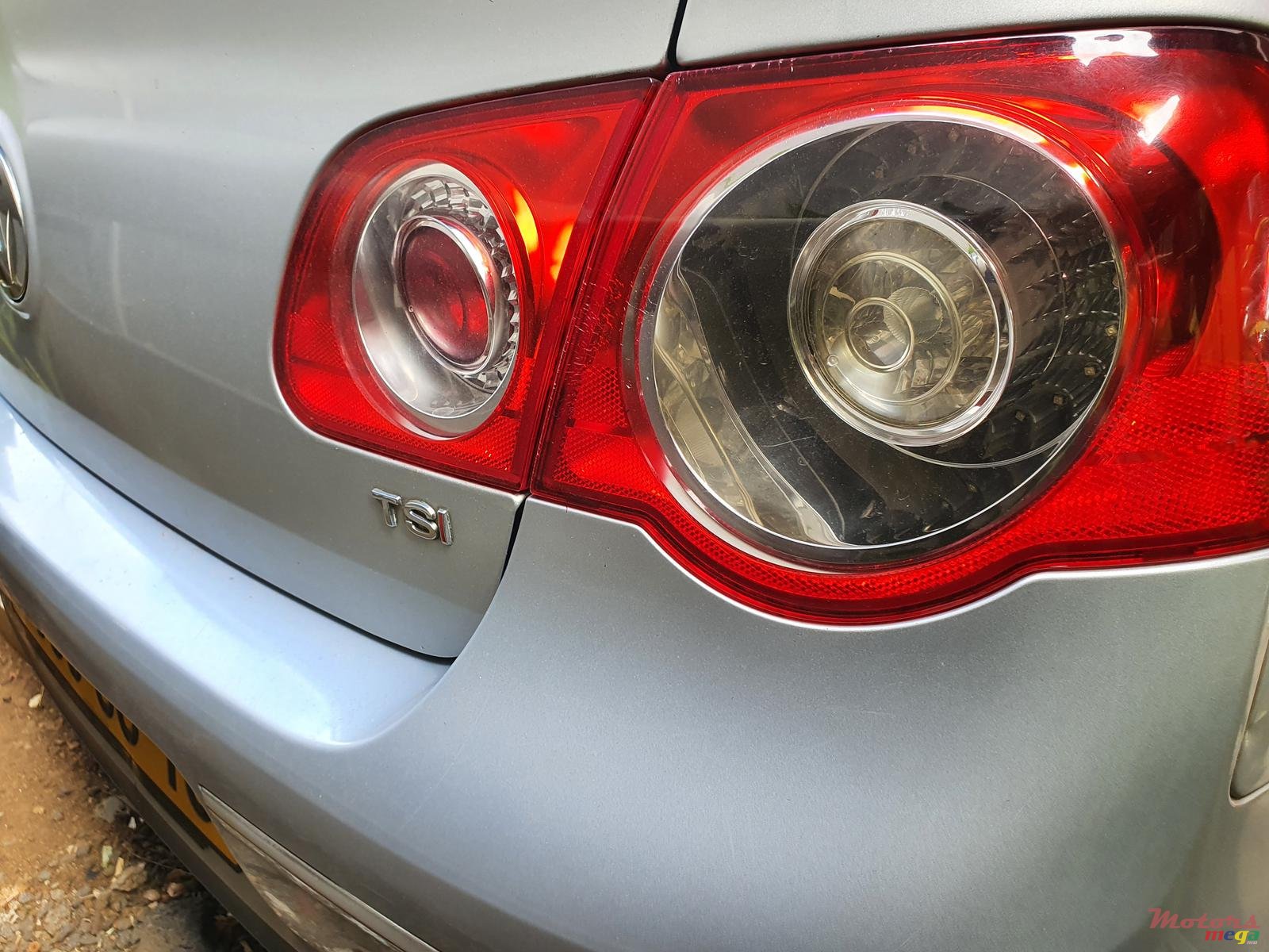 2010' Volkswagen Passat B6 photo #2