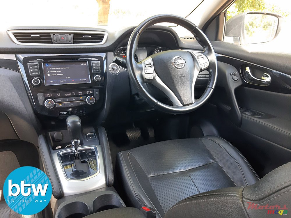 2015' Nissan Qashqai photo #6