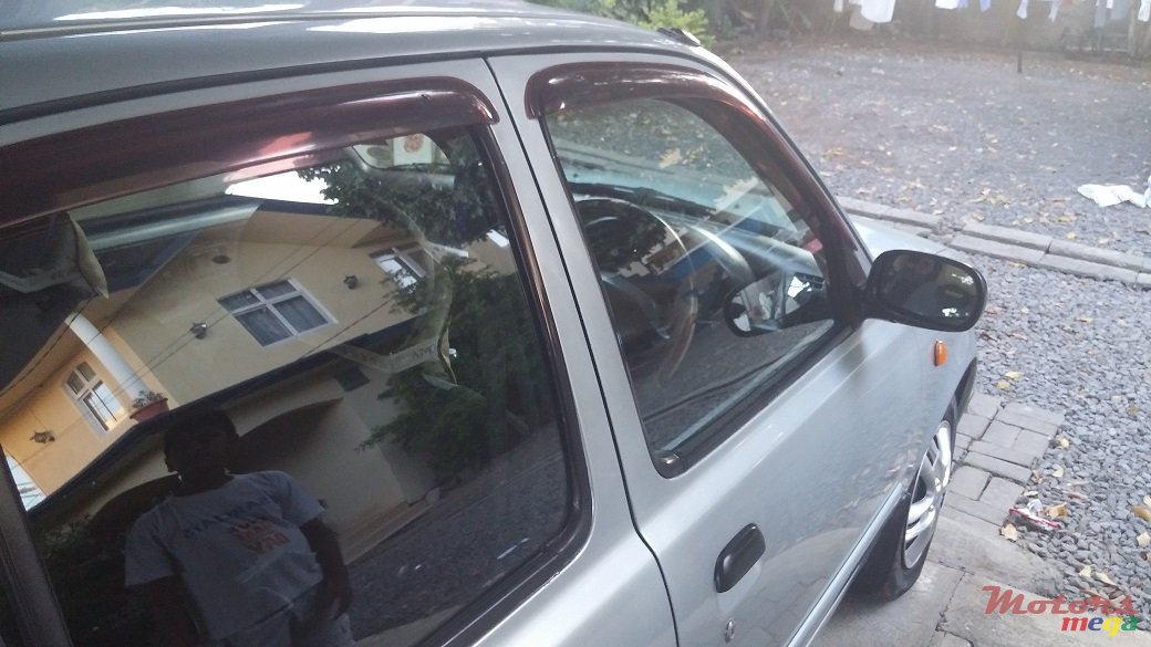 1997' Nissan march photo #7