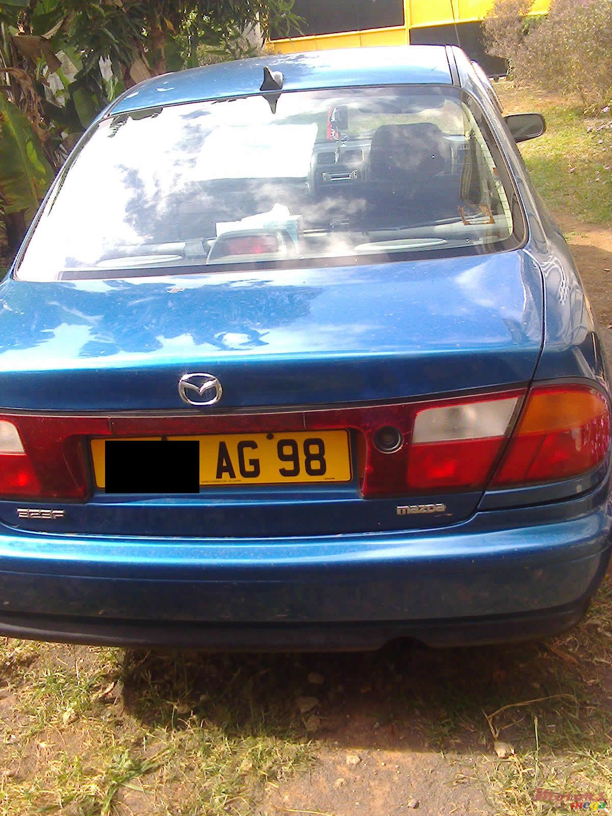 1998' Mazda 323 photo #4