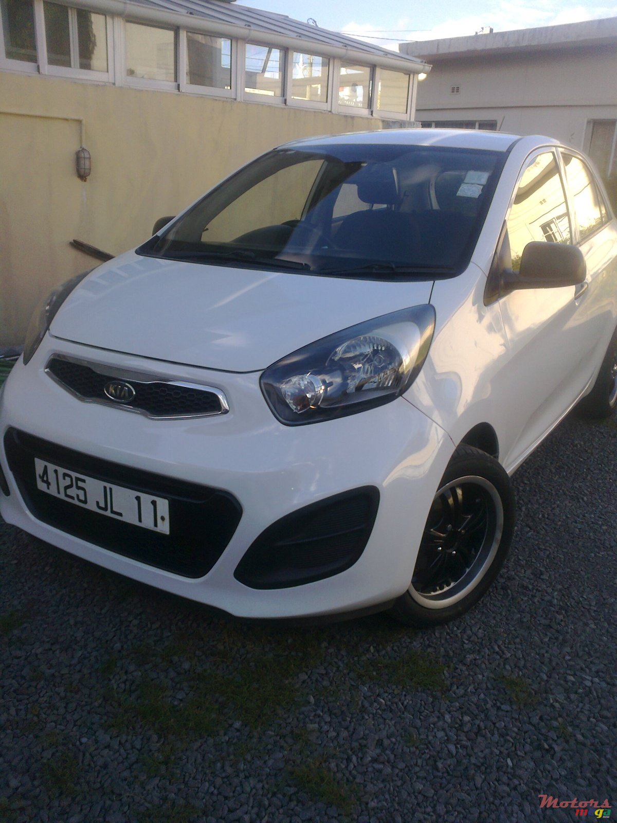 2011' Kia Picanto 1000 photo #1