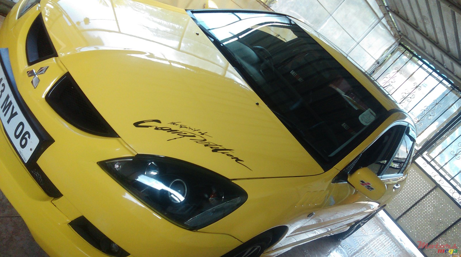 2006' Mitsubishi Lancer GLX photo #1