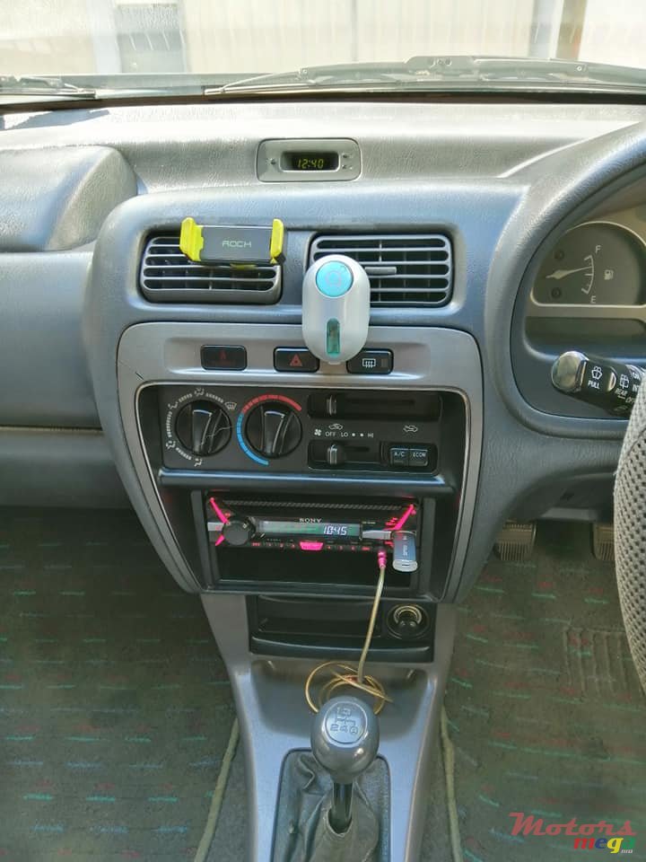 1998' Toyota Starlet N/A photo #7