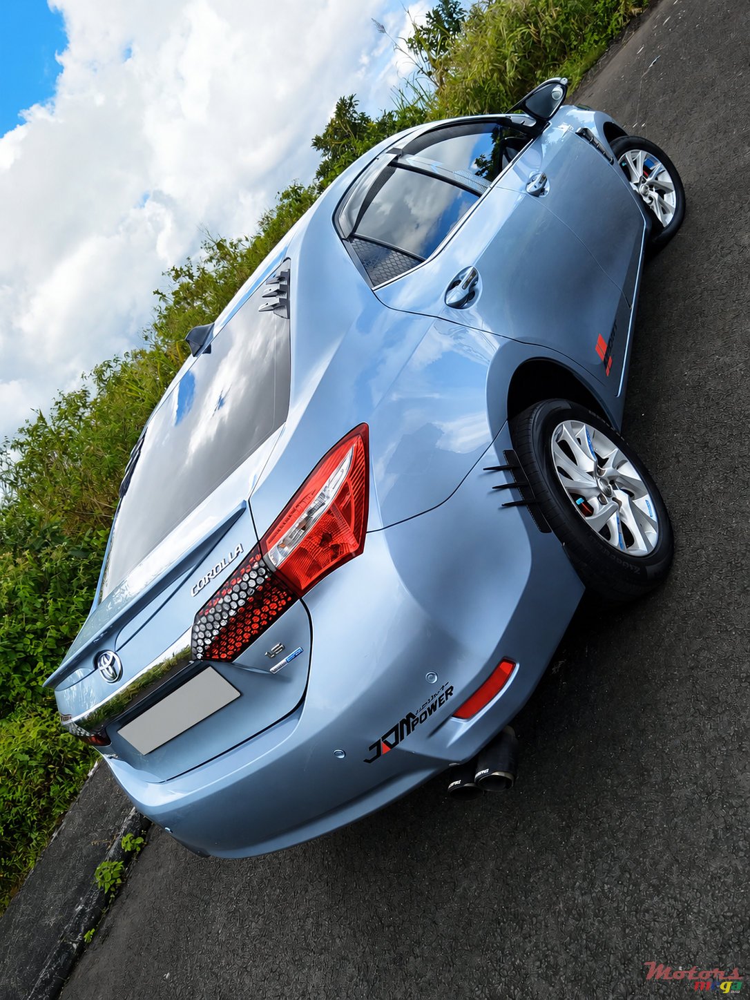 2018' Toyota Corolla photo #2