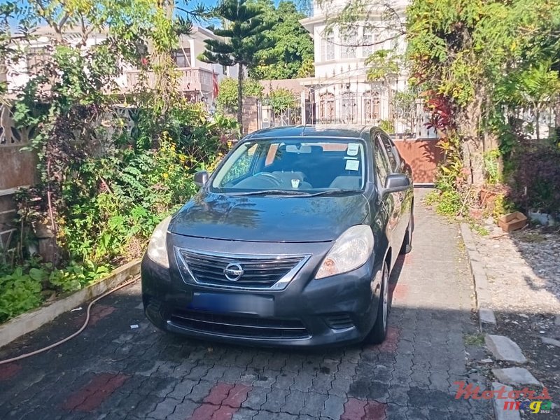 2013' Nissan Almera photo #3