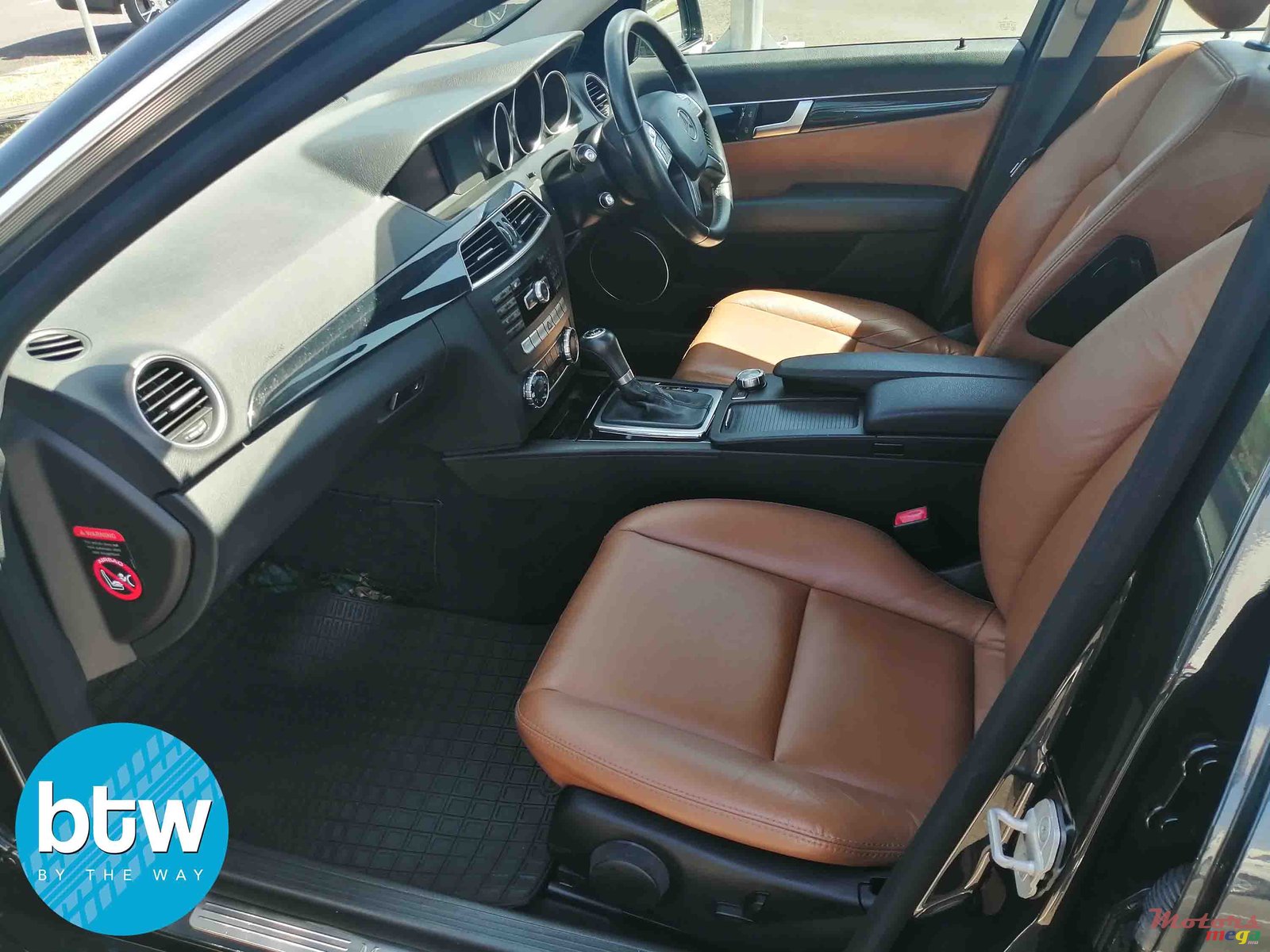 2013' Mercedes-Benz C-Class 180 photo #3