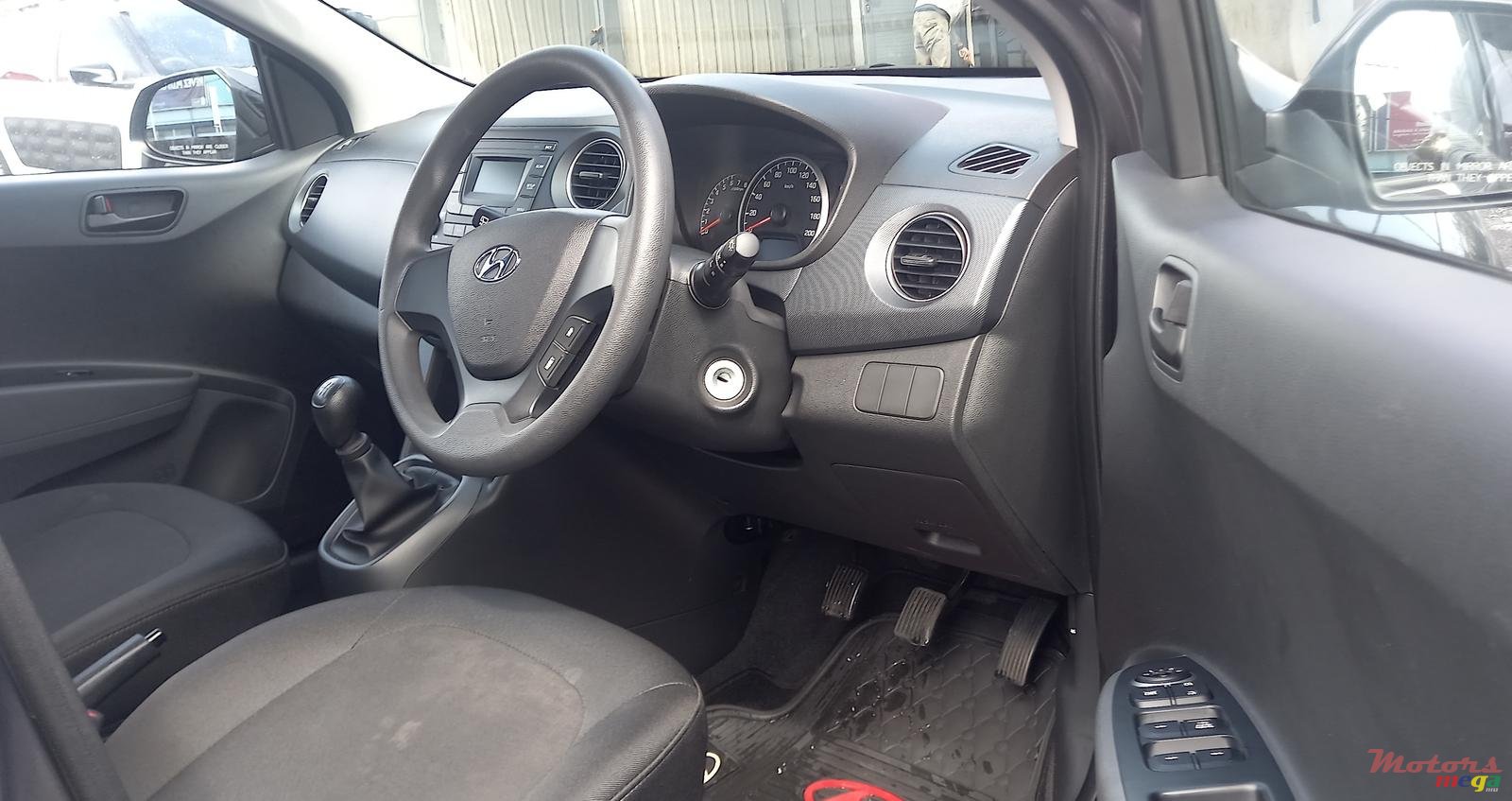 2019' Hyundai Grand i10 2019 photo #5
