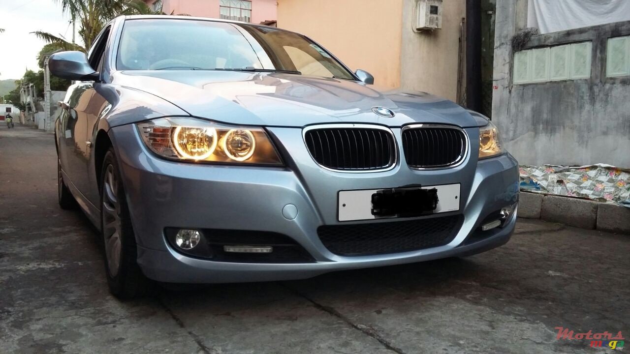 2009' BMW 316 photo #2