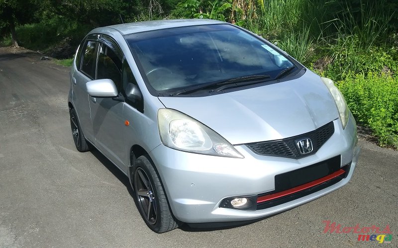 2009' Honda Fit 1.3 photo #2