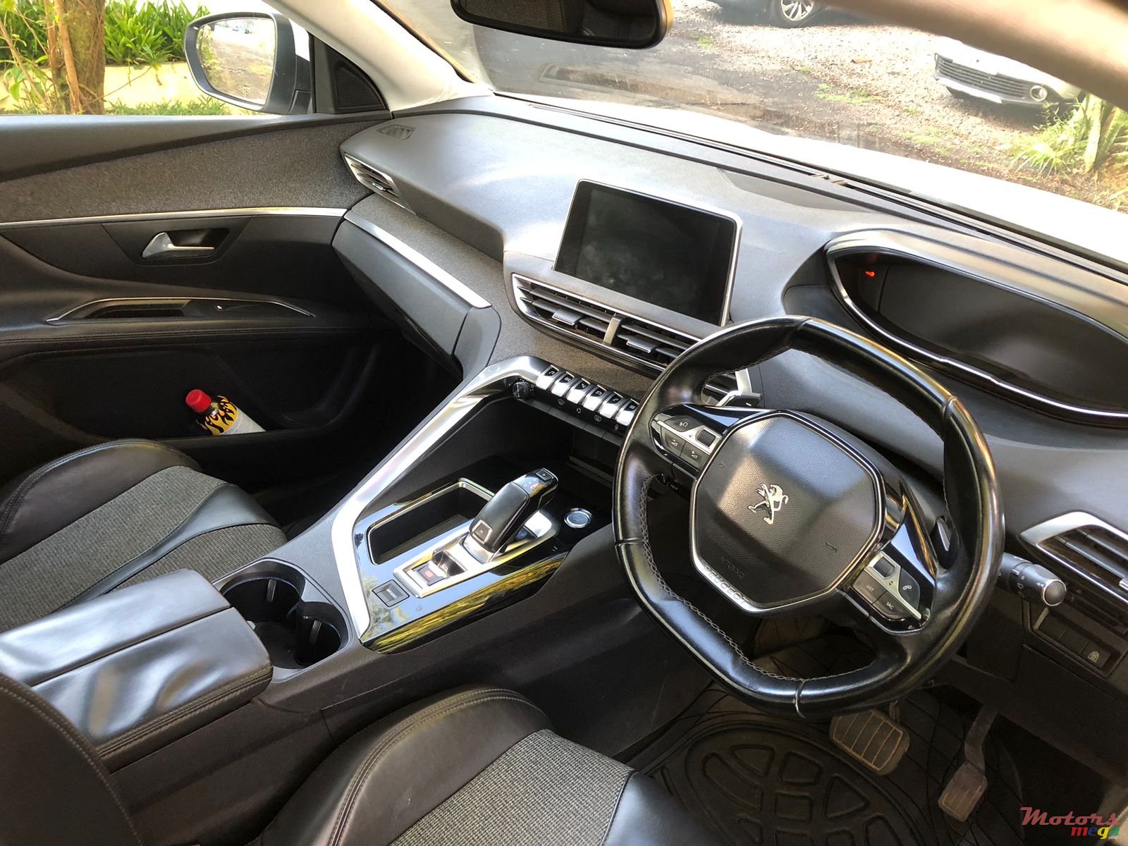 2018' Peugeot 308 photo #5