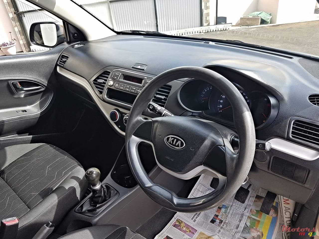 2012' Kia Picanto photo #4