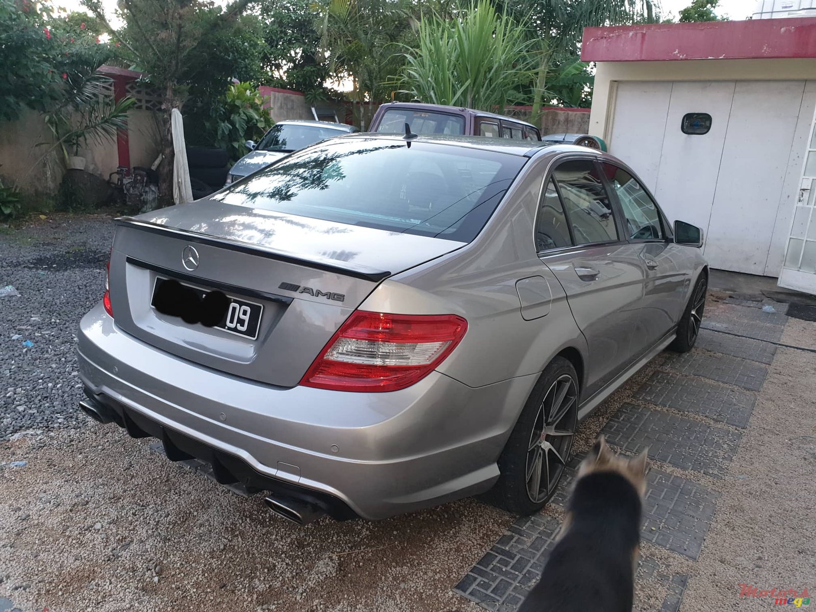 2009' Mercedes-Benz C-Class photo #2