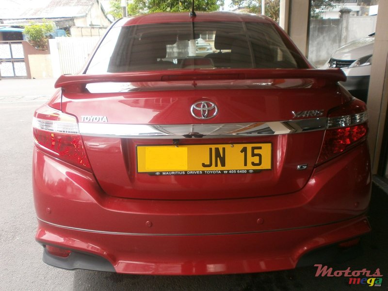 2015' Toyota Yaris photo #7