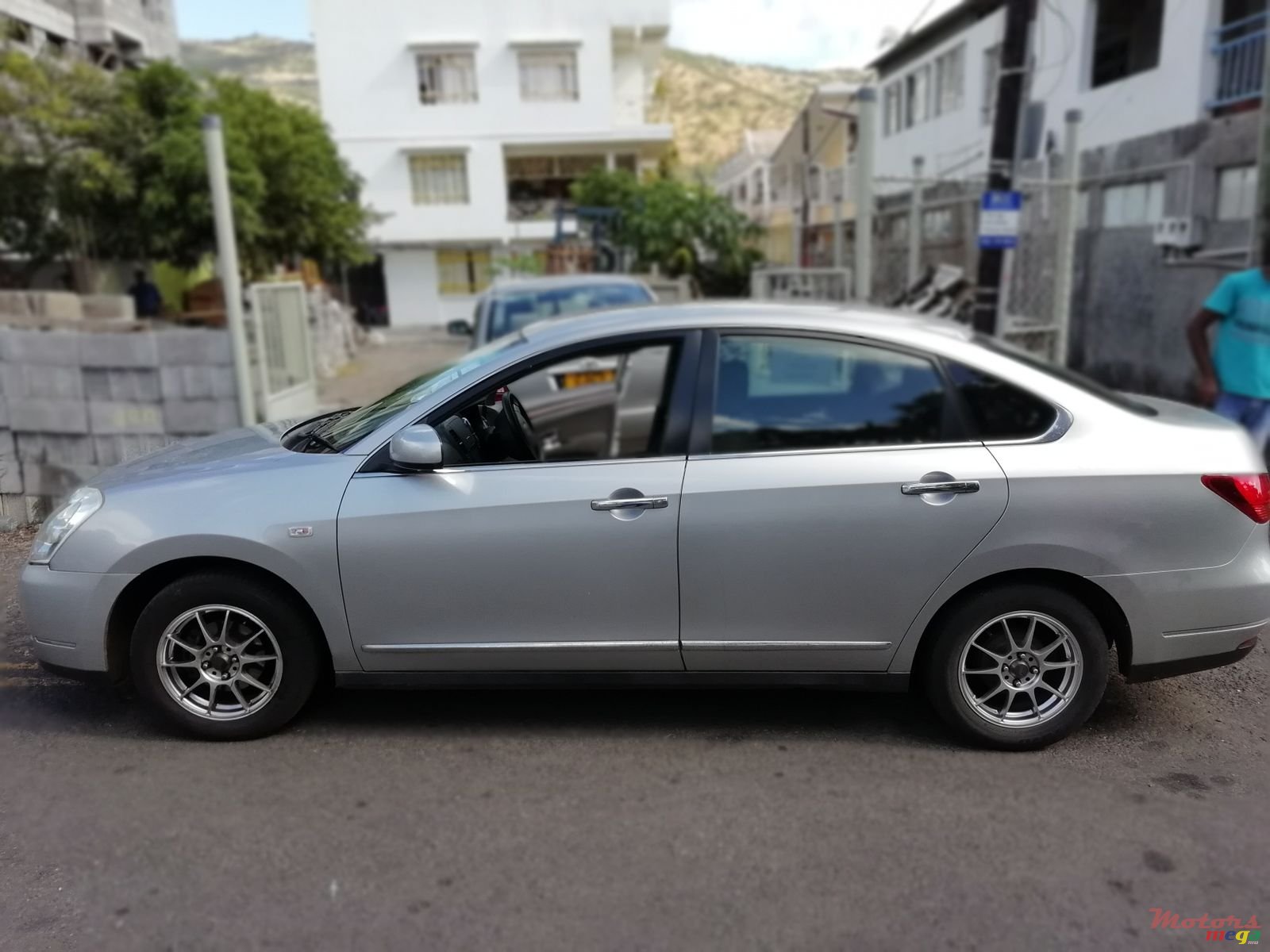 2008' Nissan Bluebird photo #3