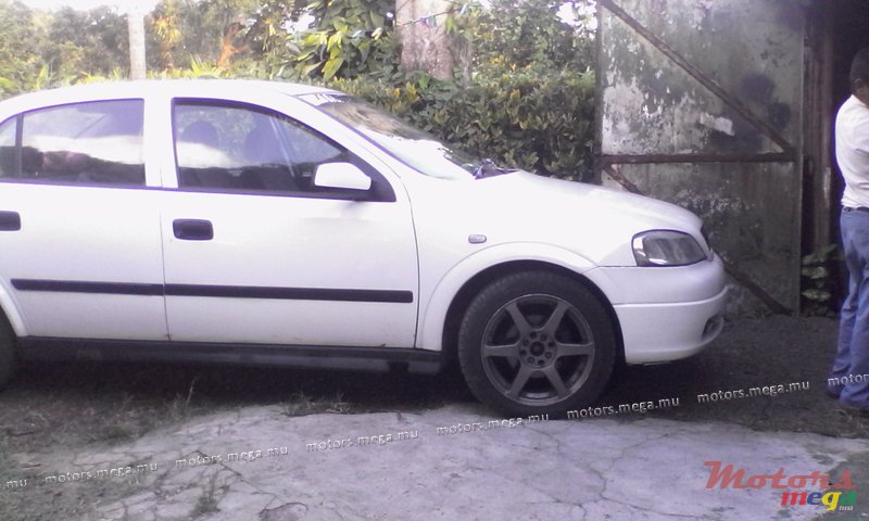 2003' Opel photo #1