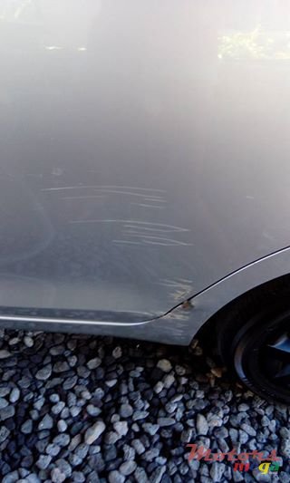 2011' Suzuki Swift photo #6