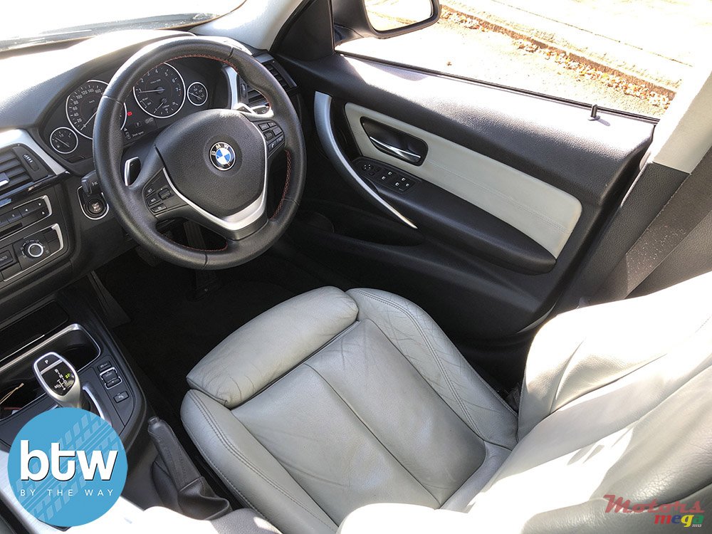 2012' BMW 320 photo #5