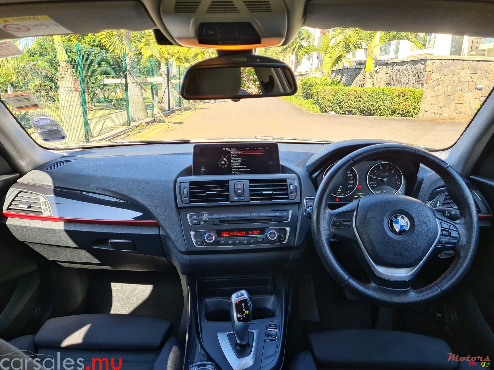 2015' BMW 116 i Sport photo #6