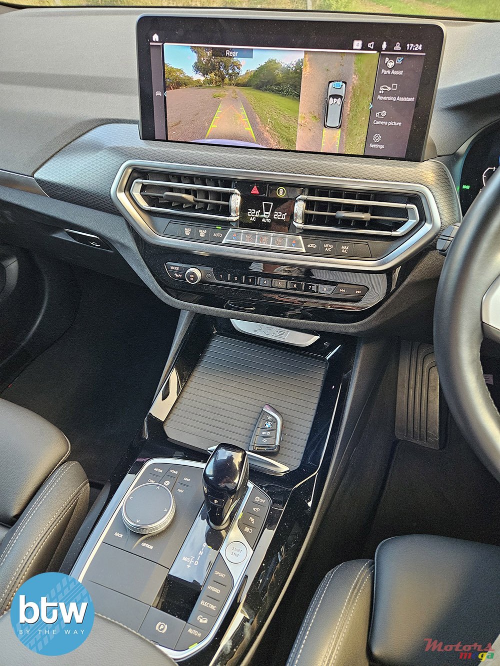 2022' BMW X3 xDRIVE 30e M Sport photo #7