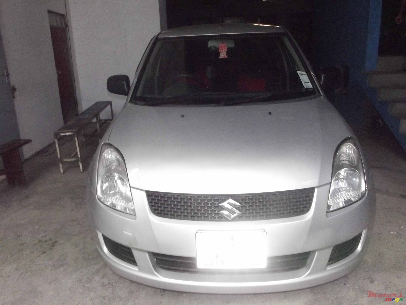 2009' Suzuki Swift photo #1