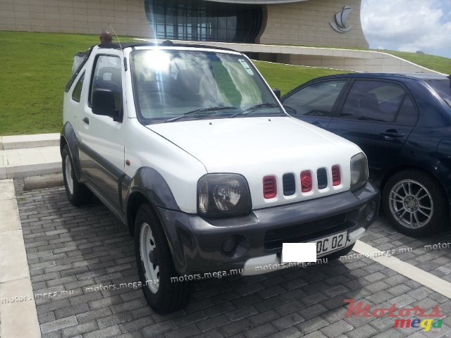 2002' Suzuki Jimny Cabriolet photo #1