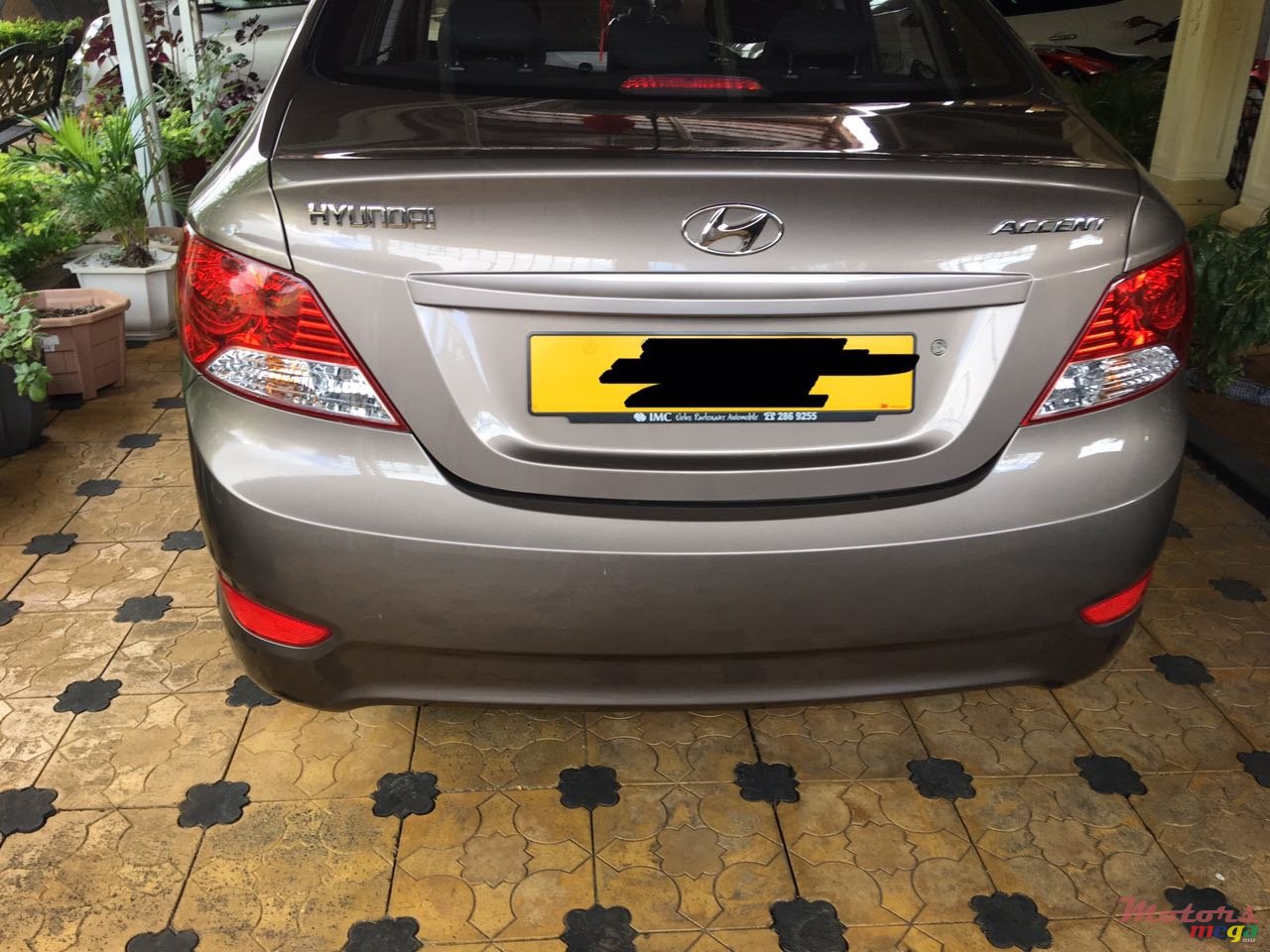 2012' Hyundai Accent photo #2