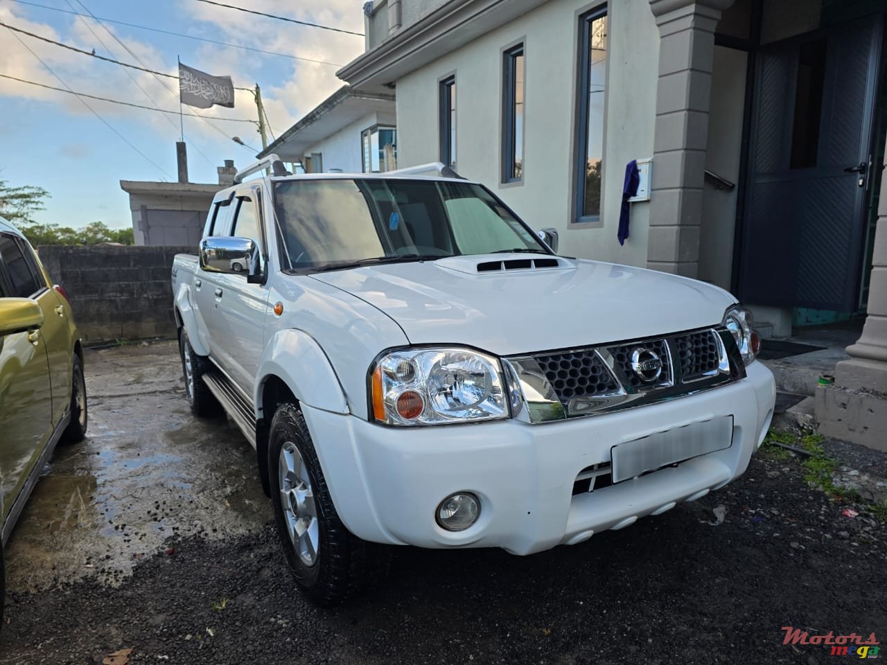 2021' Nissan NP300 Pickup HARDBODY photo #2