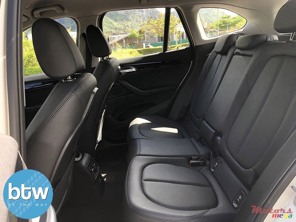 2019' BMW X1 photo #6