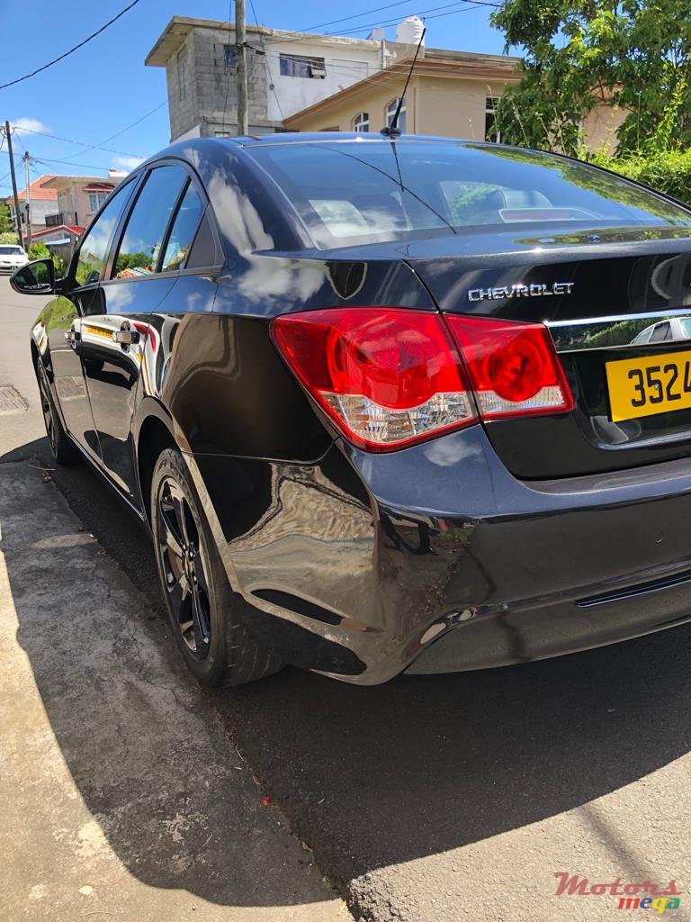 2013' Chevrolet Cruze photo #7