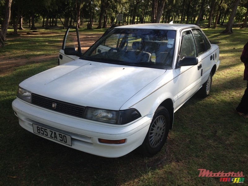 1990' Toyota Corolla EE90 photo #1