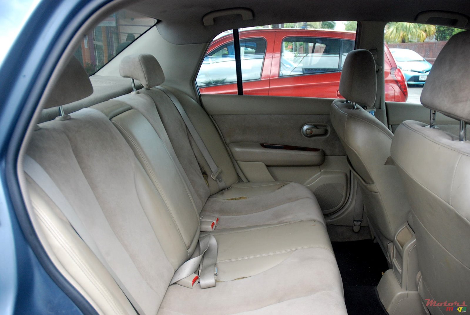 2005' Nissan Tiida photo #4