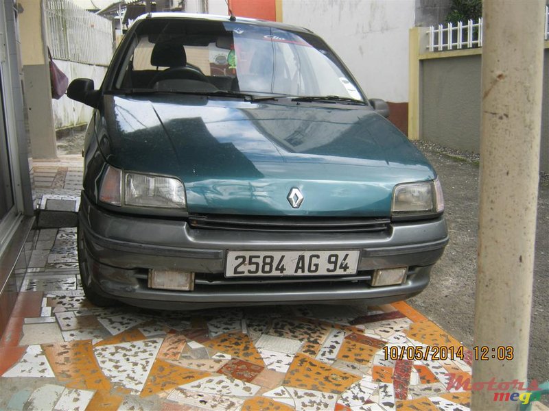 1994' Renault CLIO photo #1