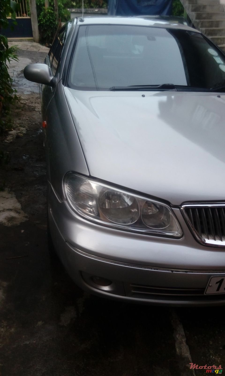 2006' Nissan n17 photo #2