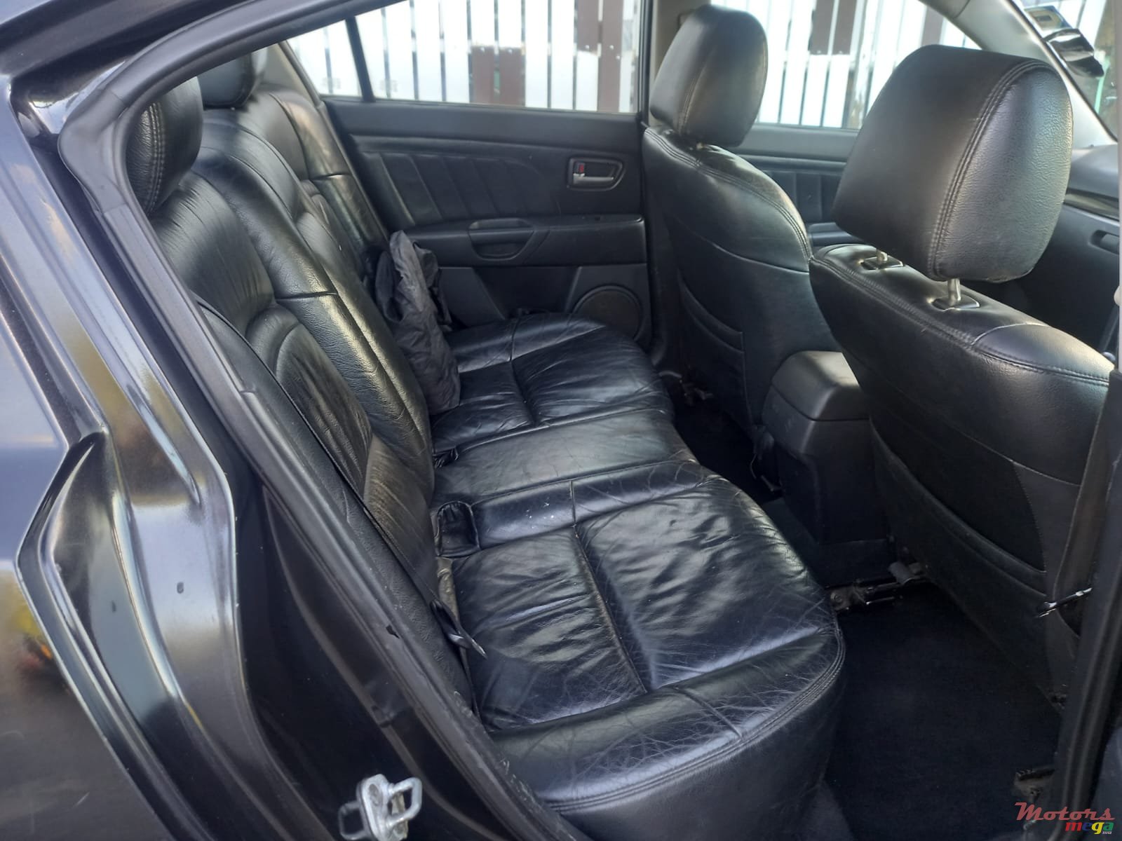 2005' Mazda photo #5