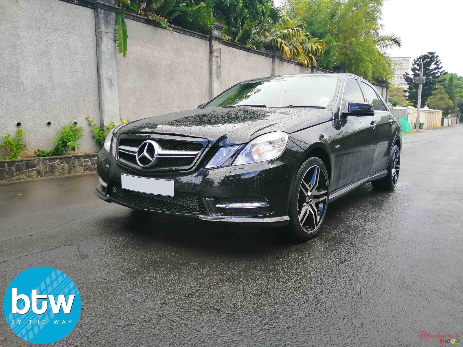 2014' Mercedes-Benz E-Class photo #2