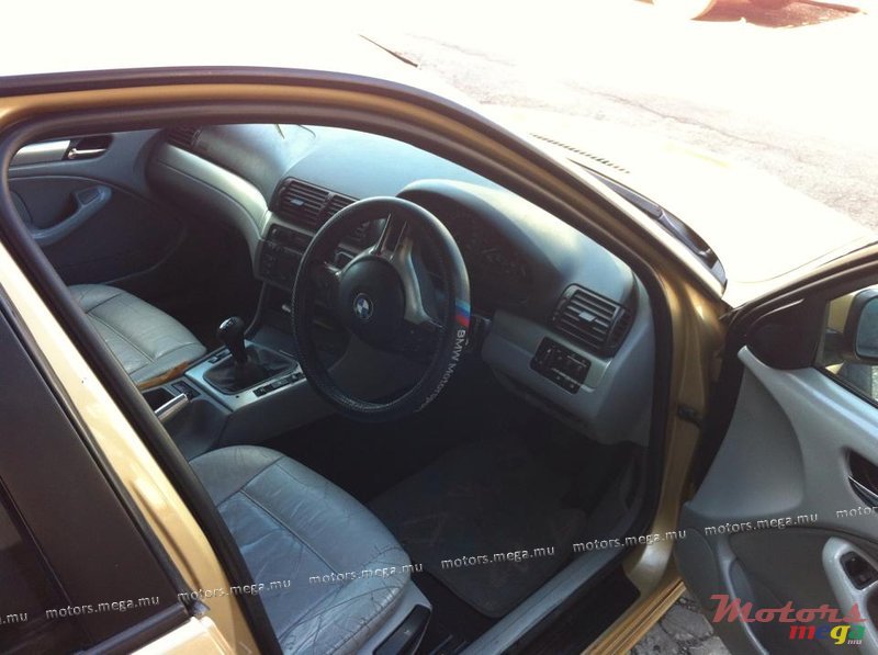 2001' BMW 3 Series E46 2000-2005 photo #5